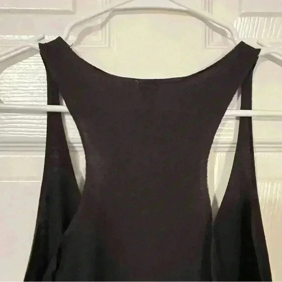 Pure Barre Challenge Finisher workout tank in black size small - Picture 4 of 8